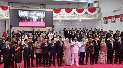 Wali Kota Malang, Wahyu Hidayat bersama forkopimda usai mengikuti Rapat Paripurna DPRD Kota Malang dengan agenda mendengarkan Pidato Kenegaraan Presiden dalam Sidang Tahunan MPR RI dan Sidang Bersama DPR-DPD RI, Jumat (14/8/2026). (foto: prokopim)