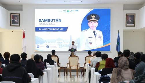 Wali Kota Malang Wahyu Hidayat membuka Pelatihan Desain Grafis yang diselenggarakan oleh Diskominfo Kota Malang di Mini Block Office, Balai Kota Malang, Rabu (15/7/2026).