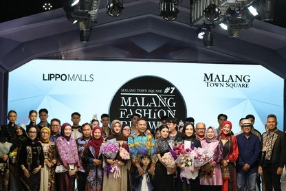 Wali Kota Malang Wahyu Hidayat saat menghadiri Malang Fashion Runway (MFR) #7 yang digelar di Grand Hall Malang Town Square (MATOS), Sabtu (11/7/2026). (foto: prokopim)